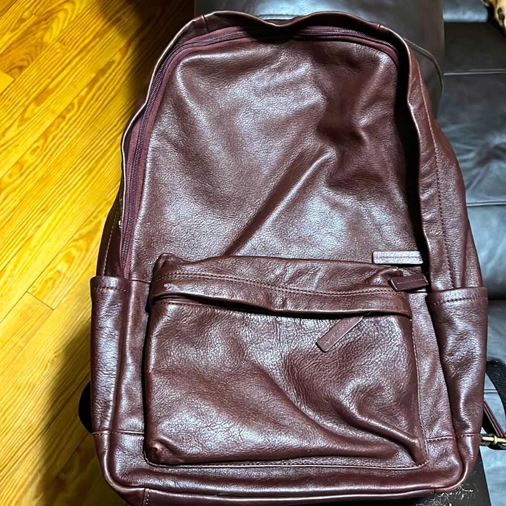 Genuine leather fossil backpack